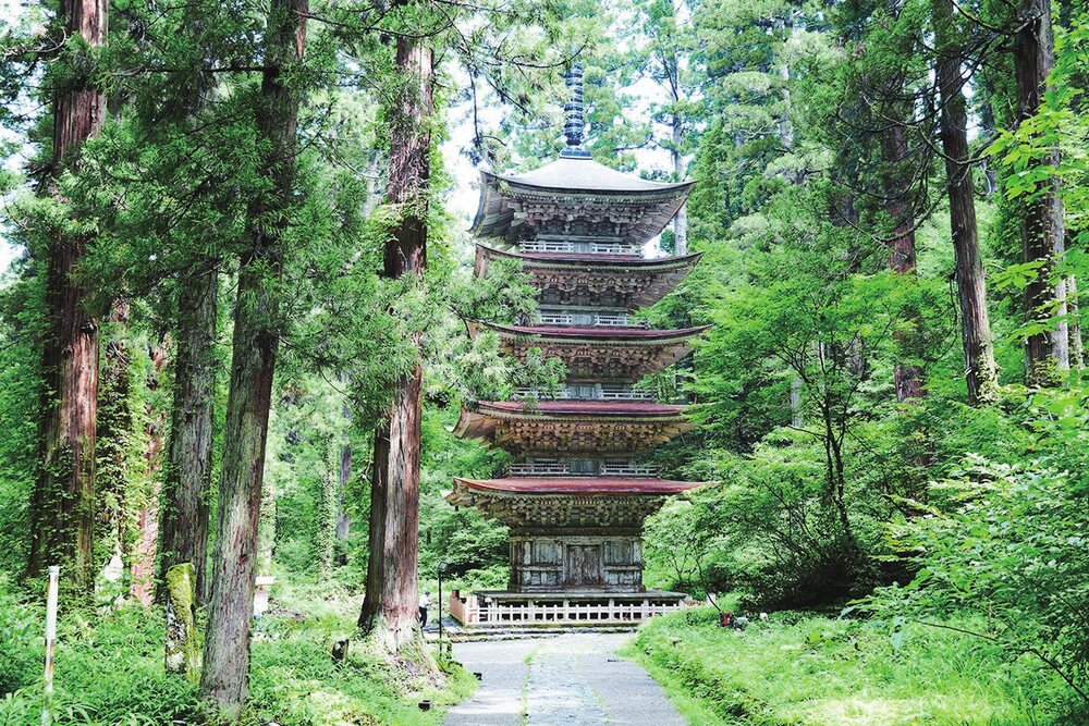 羽黒山五重塔